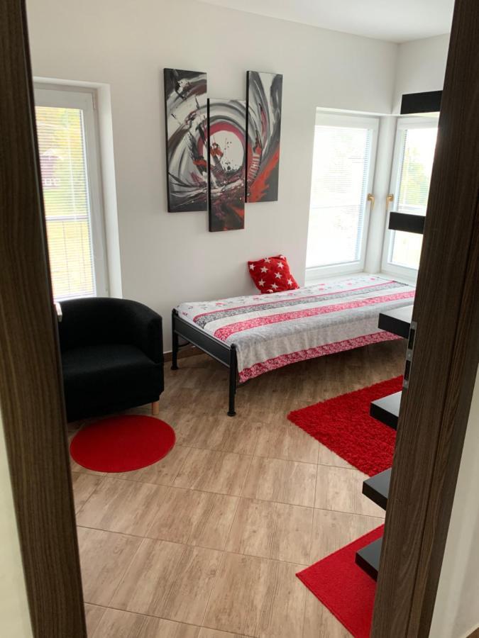 Apartmany Na Rozcesti Lomnice nad Popelkou Bagian luar foto