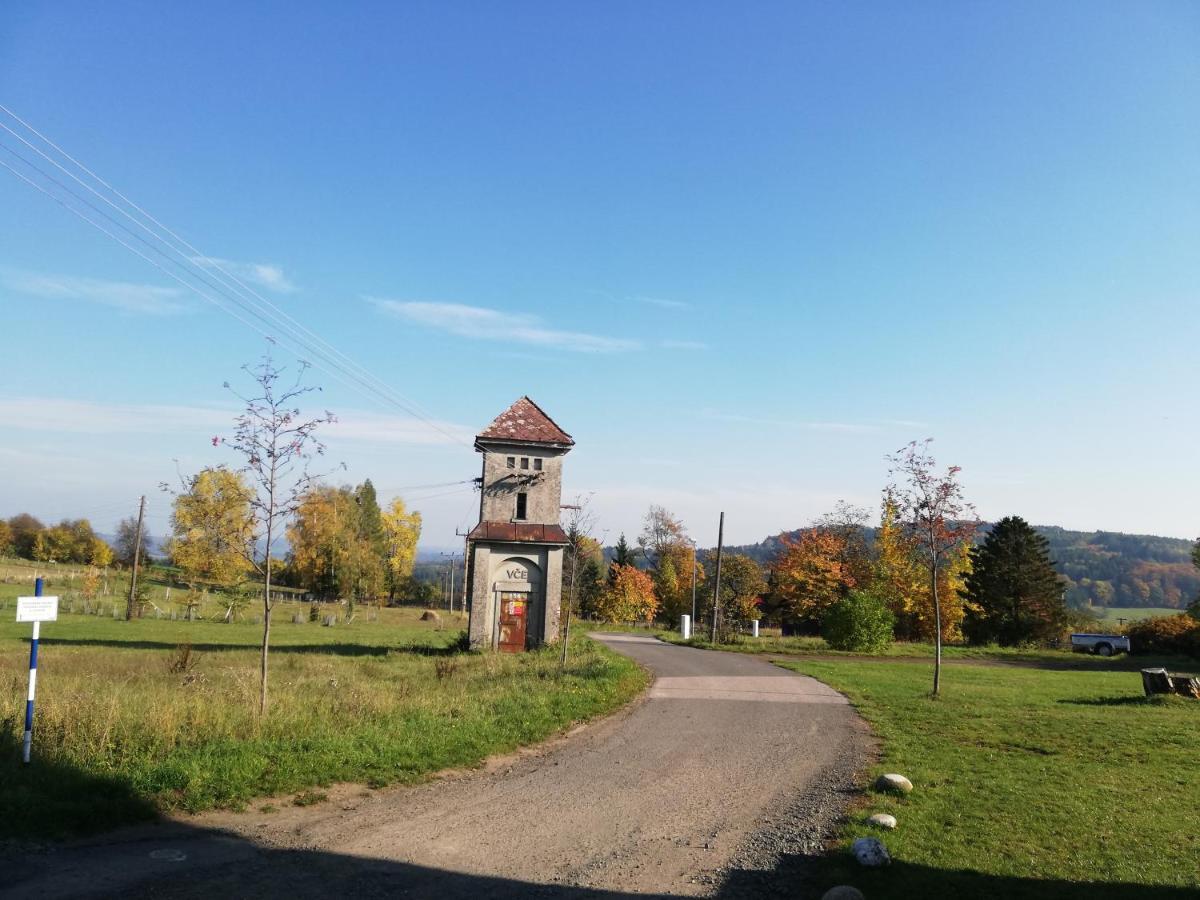 Apartmany Na Rozcesti Lomnice nad Popelkou Bagian luar foto