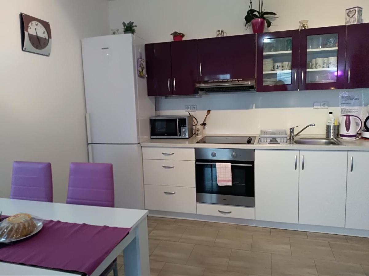 Apartmany Na Rozcesti Lomnice nad Popelkou Bagian luar foto